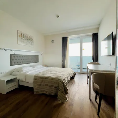 Mountain & Sea View Studio At Alliance Batumi Exterior photo
