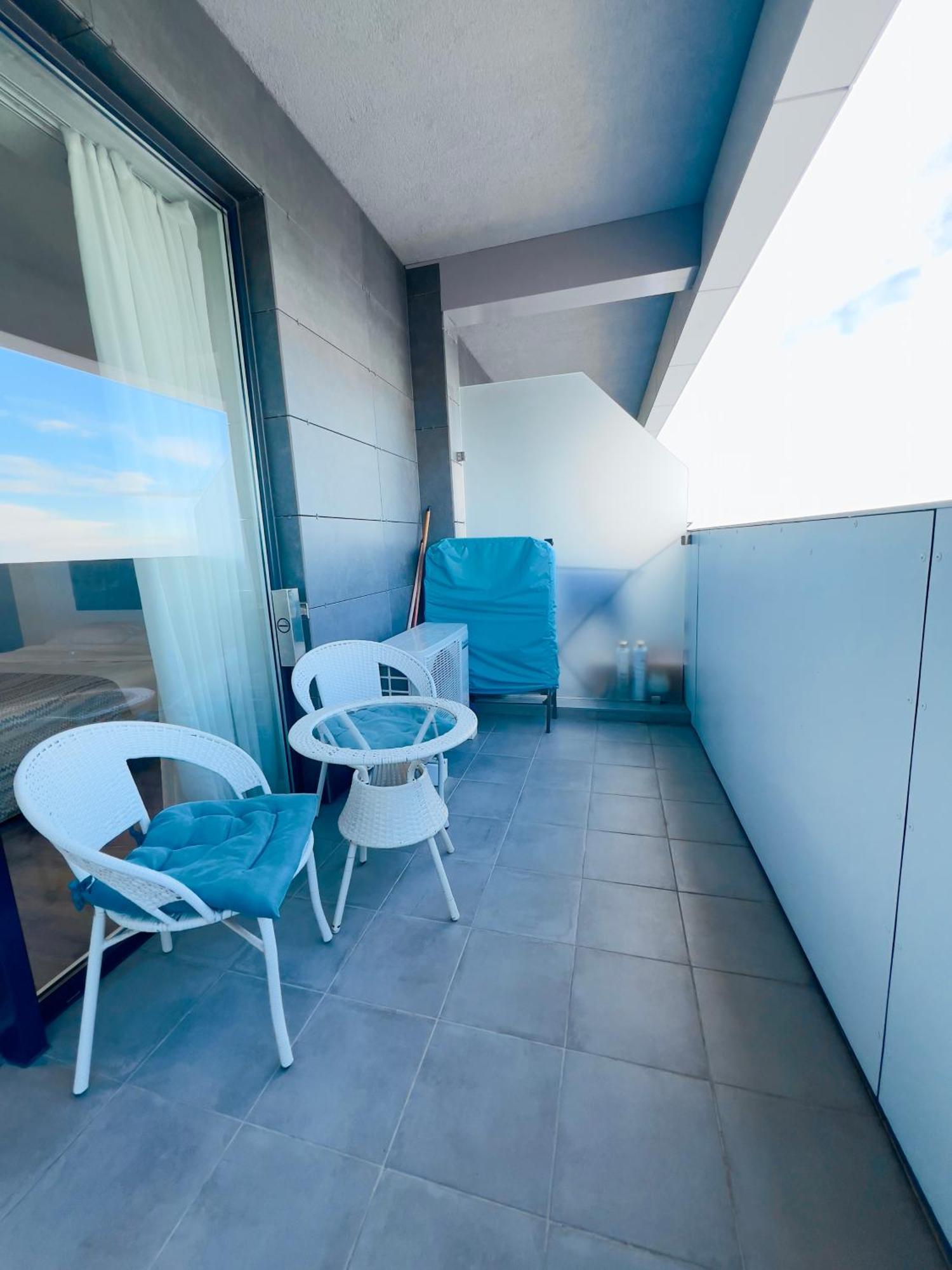 Mountain & Sea View At Alliance Apartment Batumi