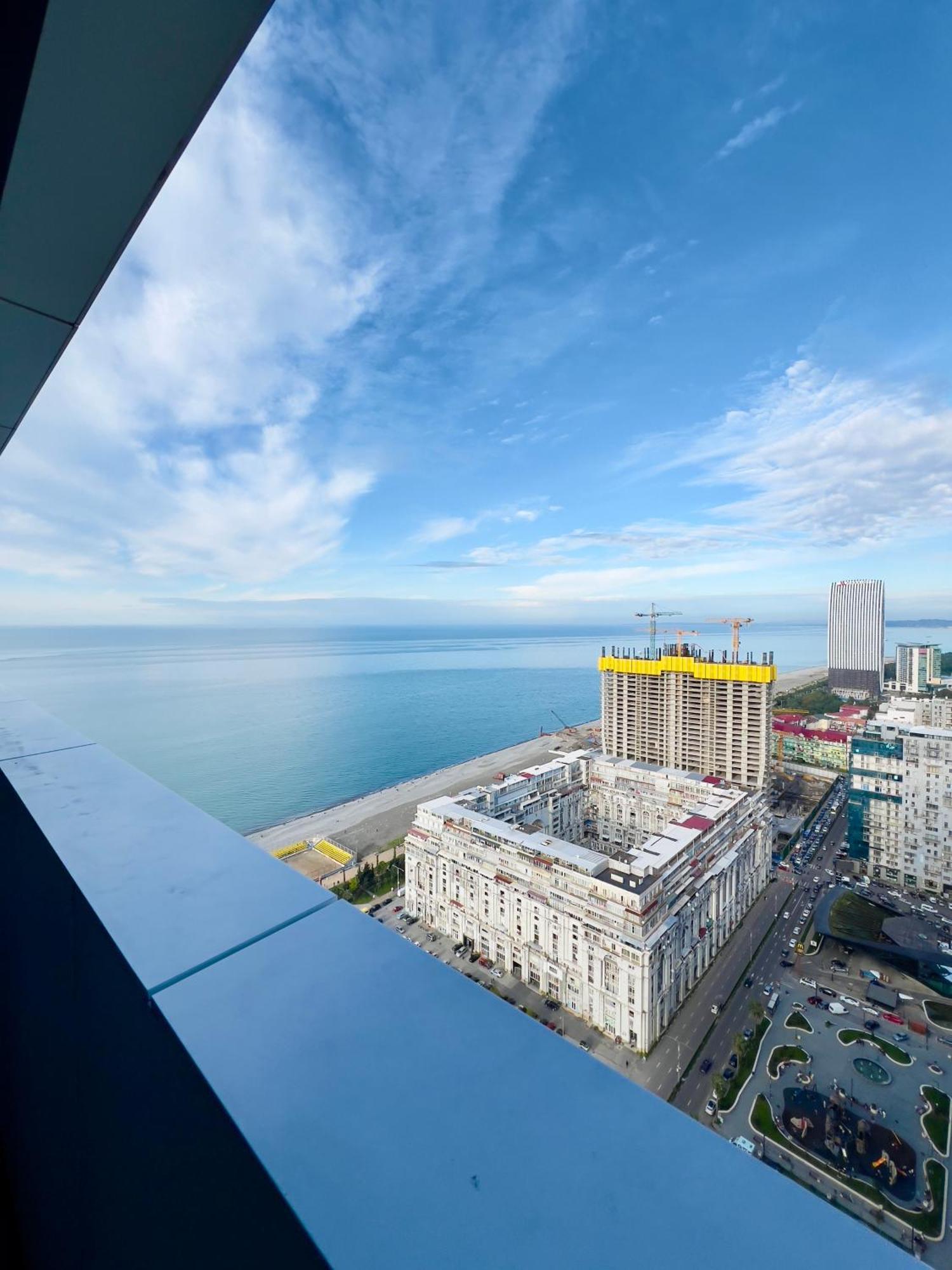 Mountain & Sea View At Alliance *