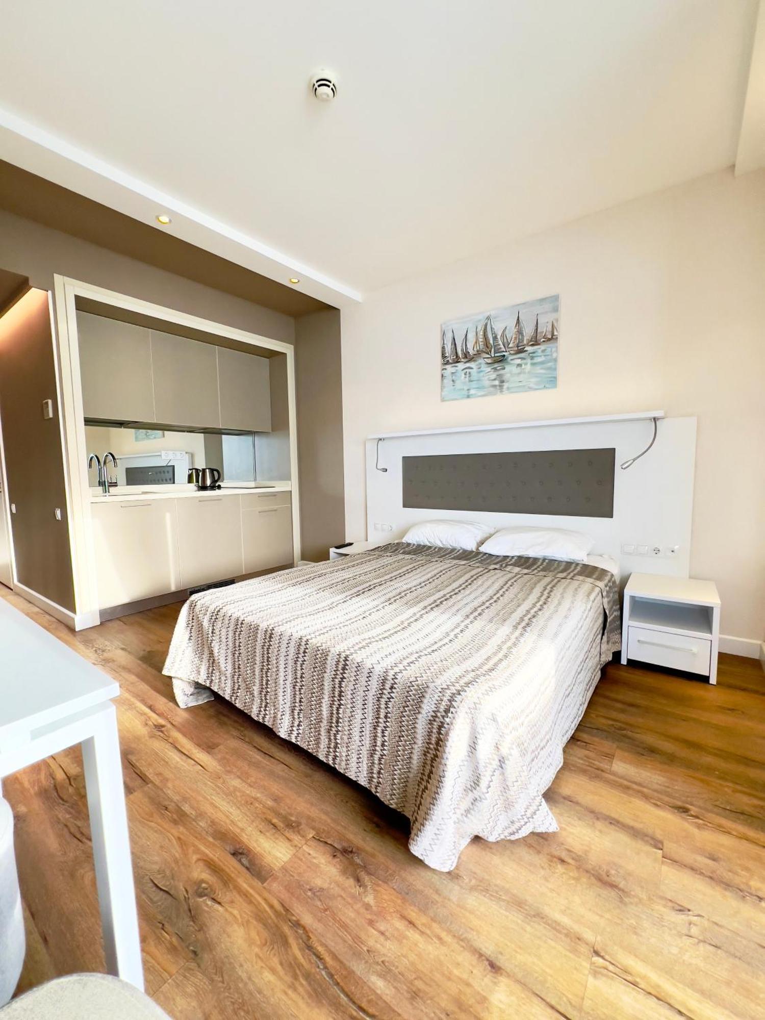 Mountain & Sea View At Alliance Apartment *